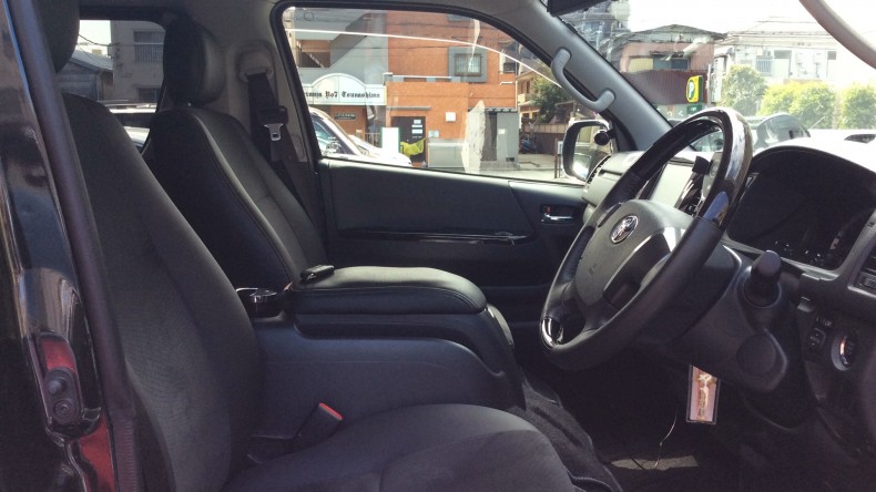 内装前方シート