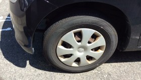 タイヤホイール前