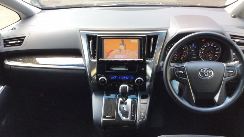 内装インパネ全体