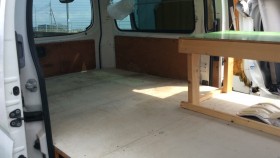 内装後方シート