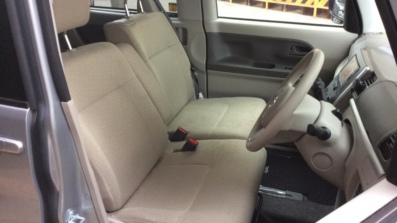 内装前方シート