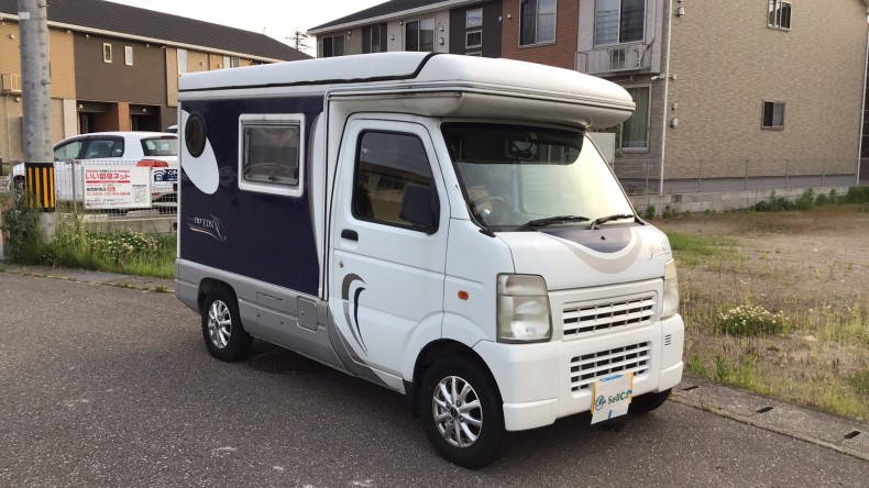 外装右前