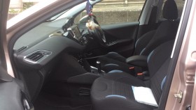 内装前方シート