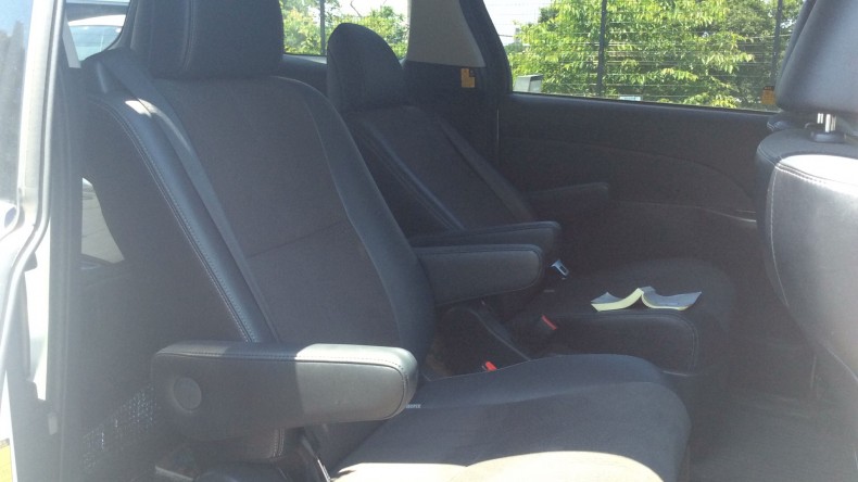 内装後方シート