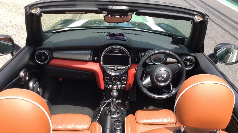 内装インパネ全体