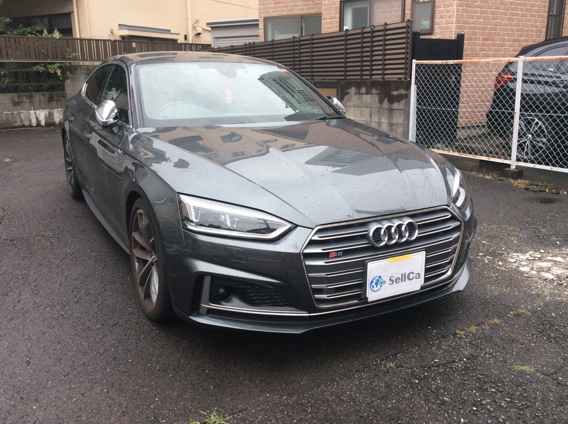 外装右前