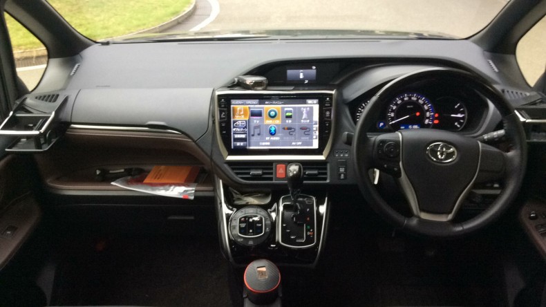 内装インパネ全体