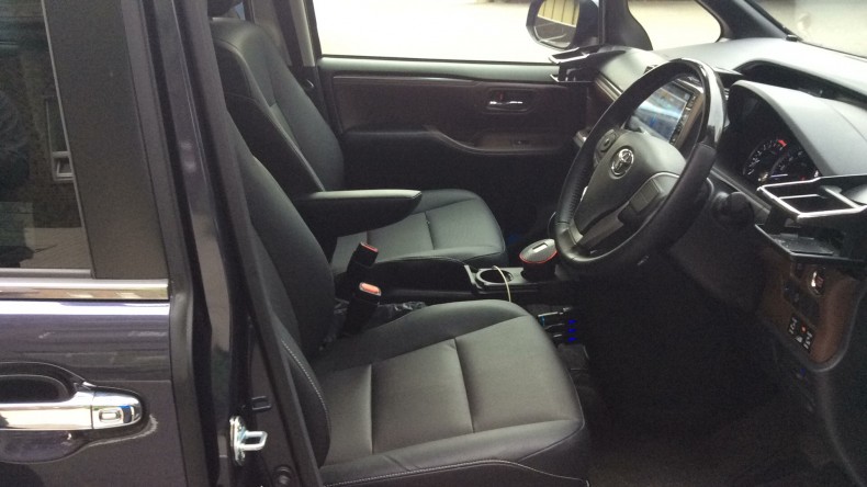 内装前方シート