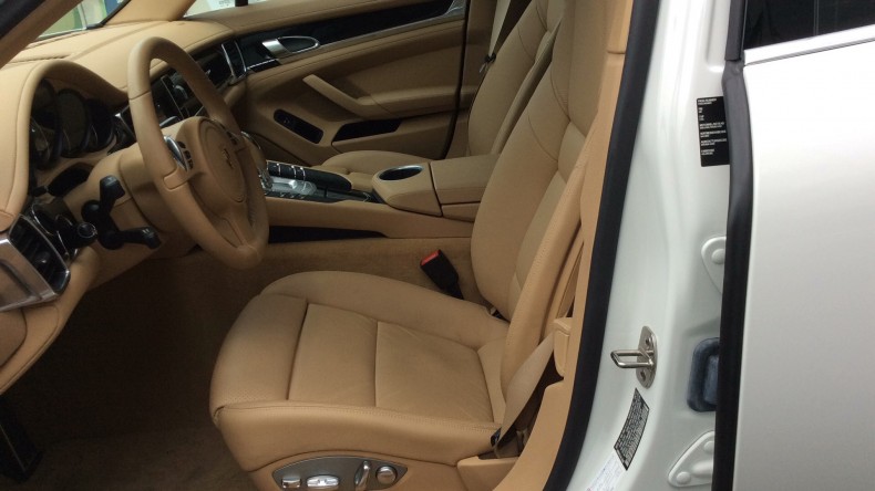 内装前方シート