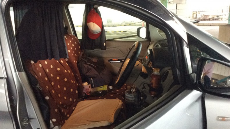 内装前方シート