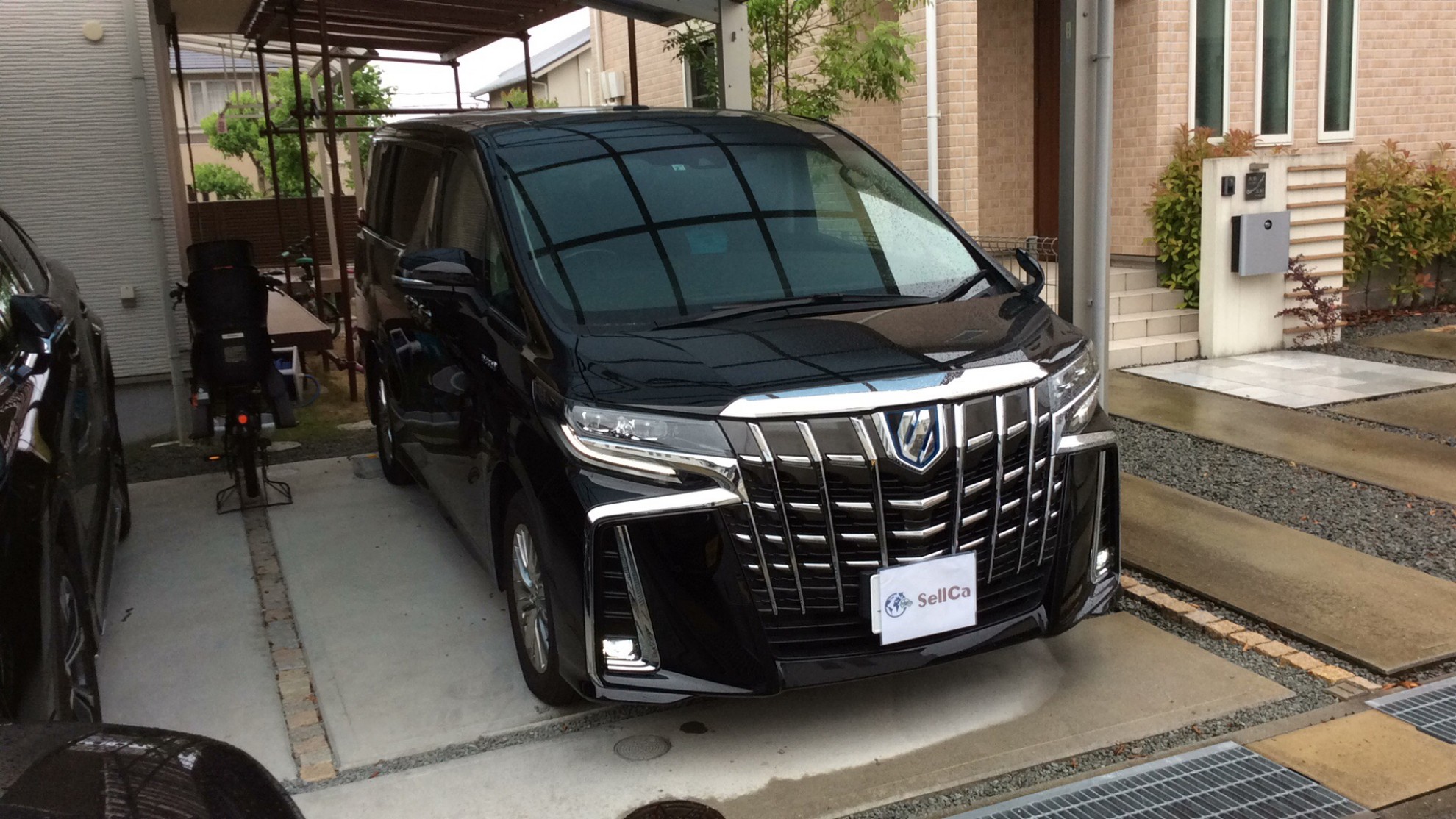 トヨタ アルファードハイブリッドの売買実績画像