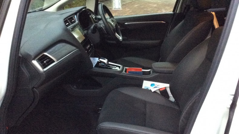 内装前方シート