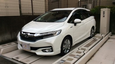 car_main_img