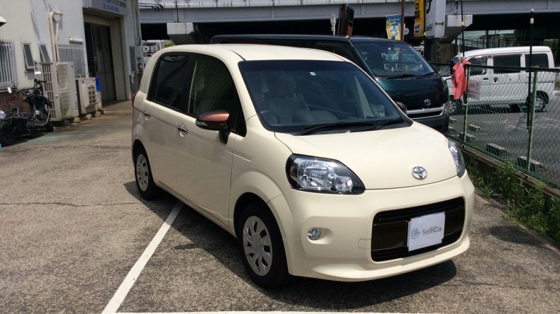 car_main_img