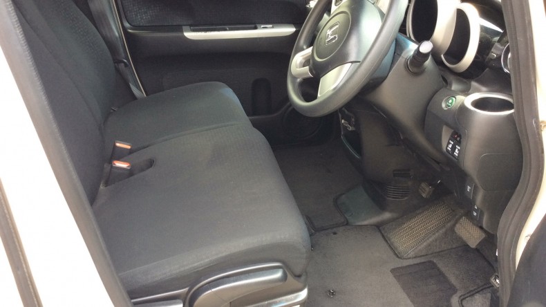 内装前方シート