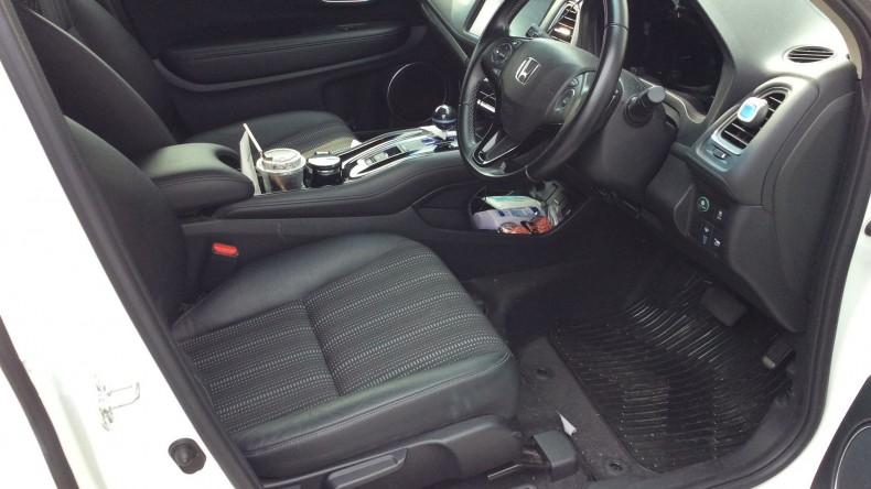 内装前方シート