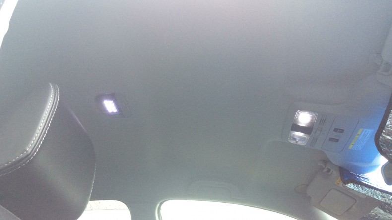 内装後方シート