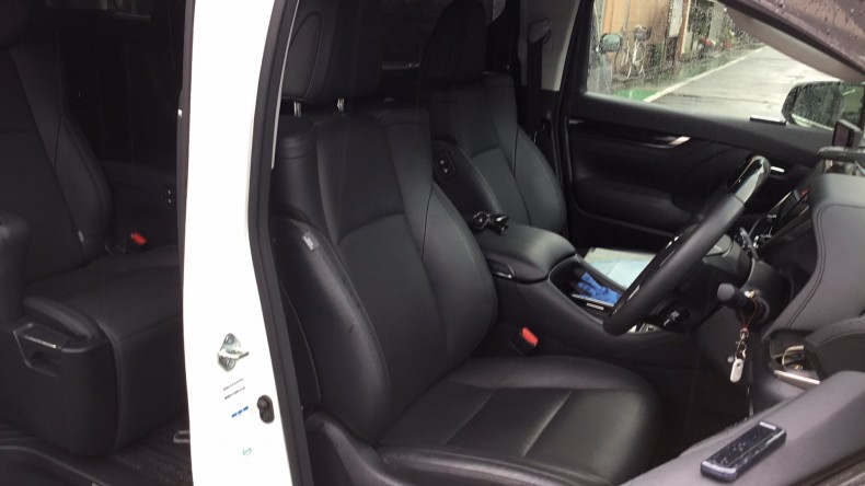 内装前方シート