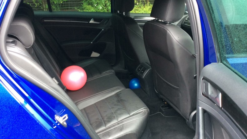 内装後方シート