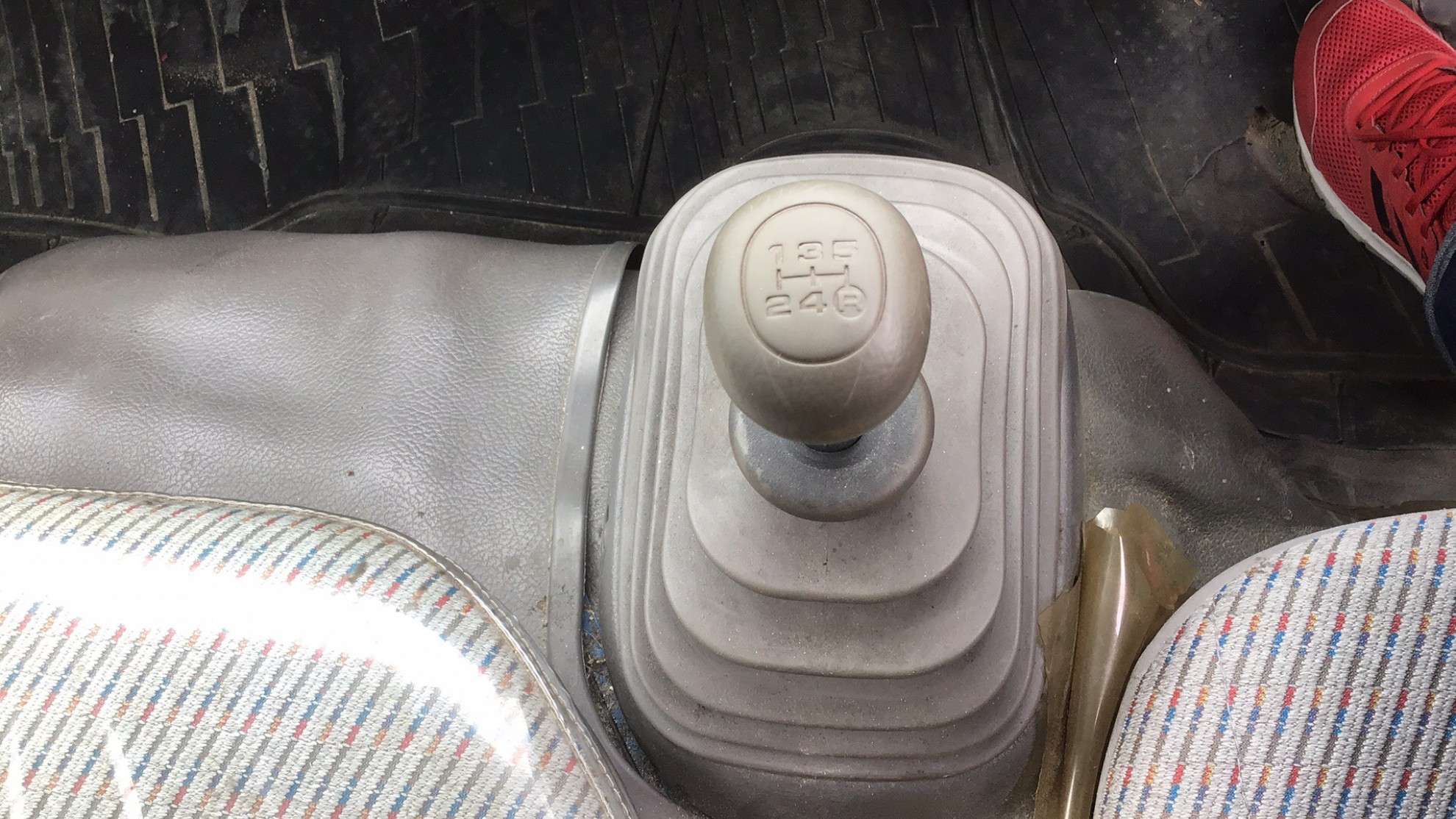 内装シフト