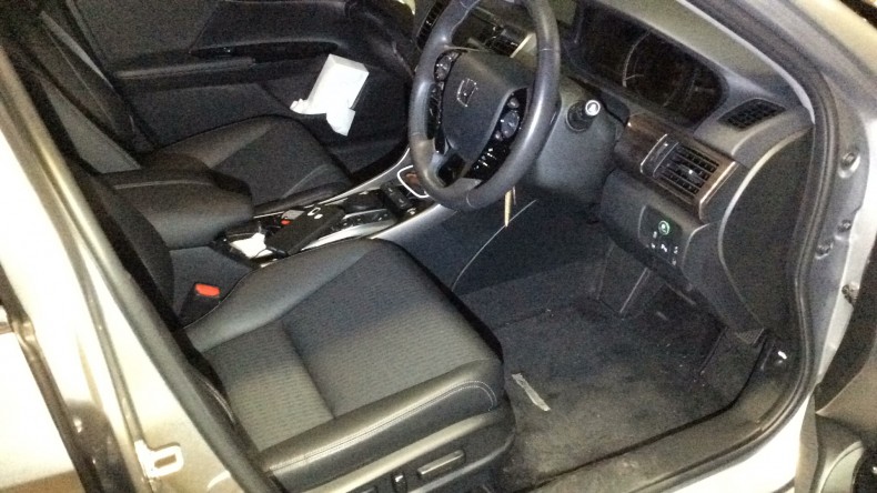 内装前方シート