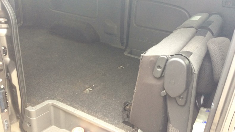 内装後方シート