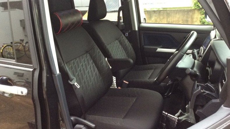 内装前方シート