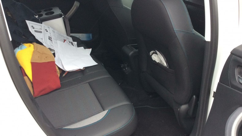 内装後方シート