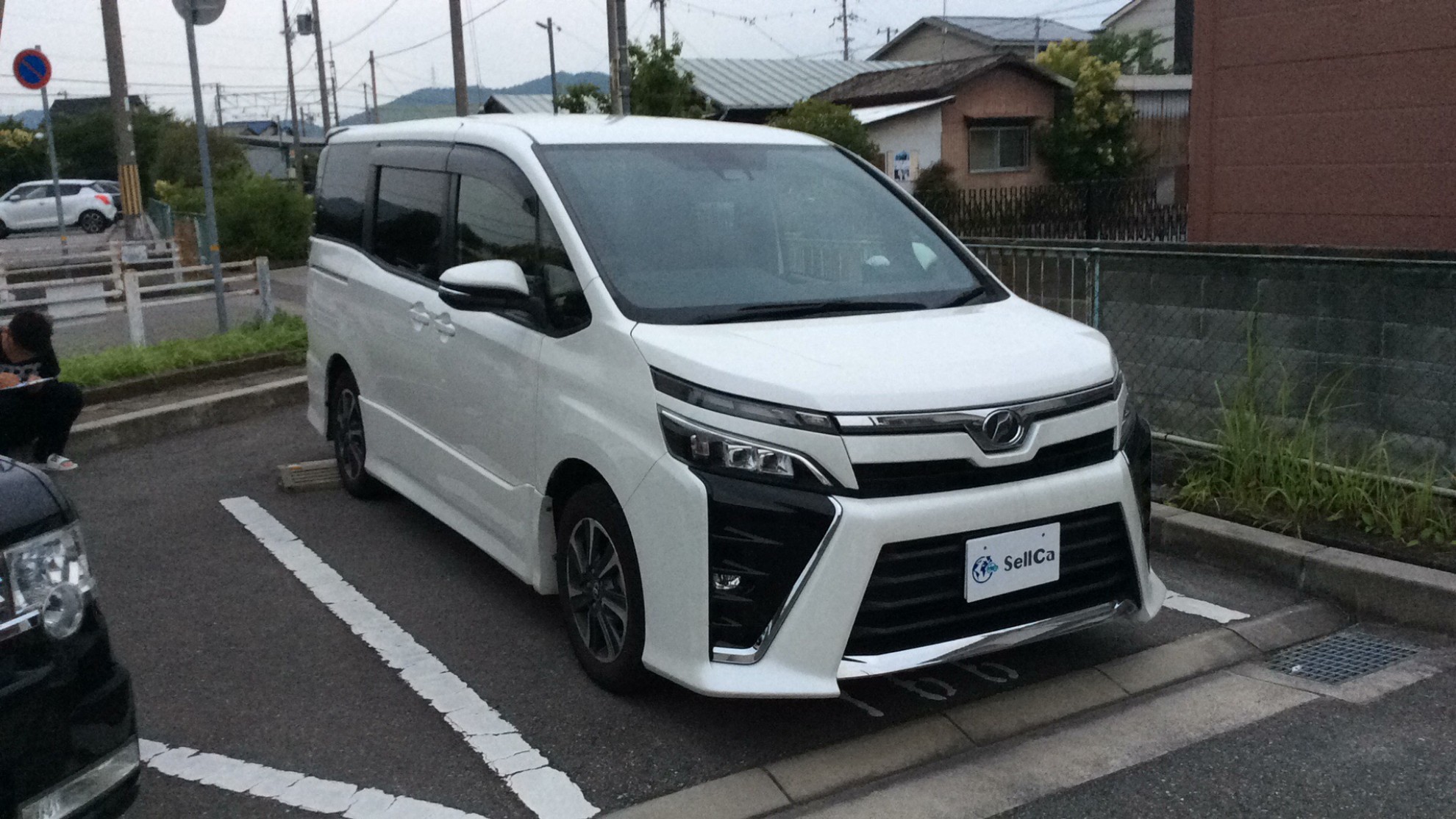 外装右前