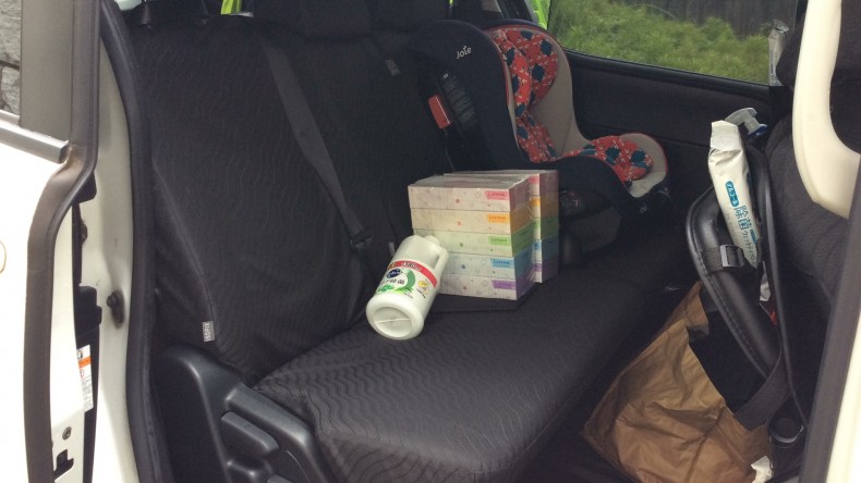 内装後方シート