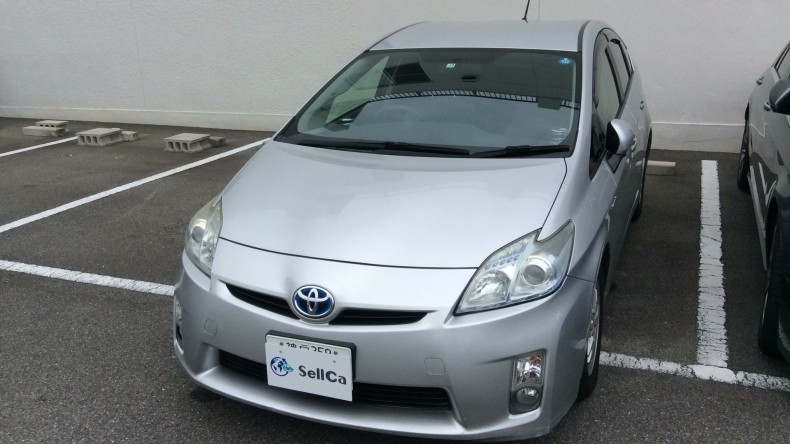 car_main_img