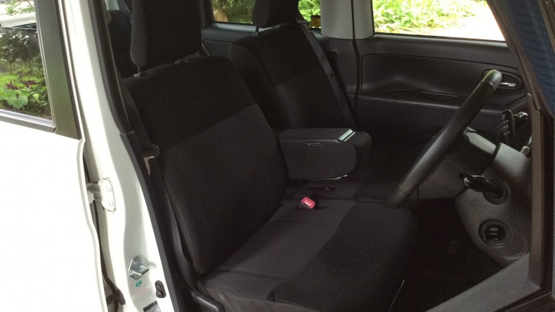 内装前方シート