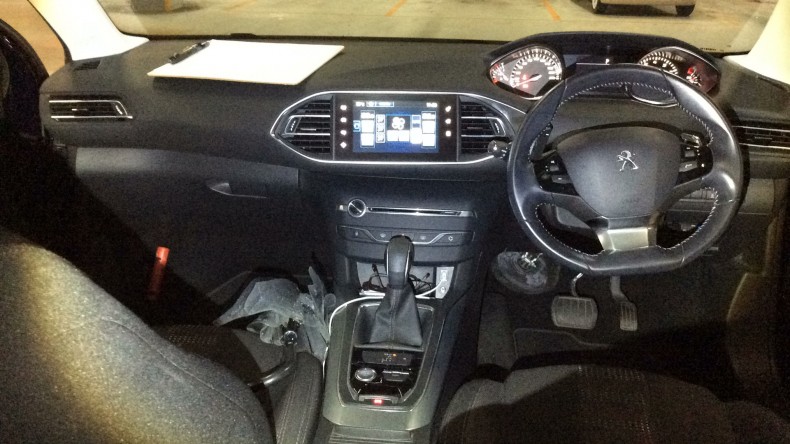 内装インパネ全体