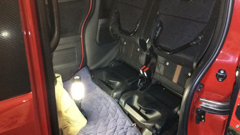 内装後方シート