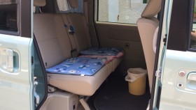 内装後方シート