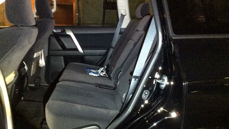 内装後方シート