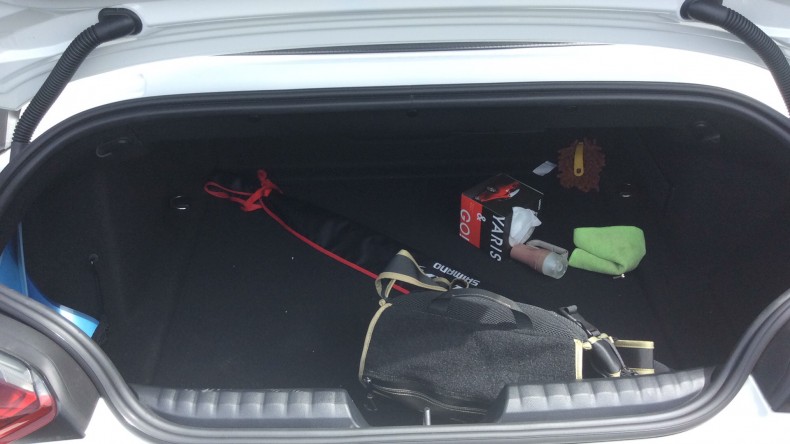 内装トランク