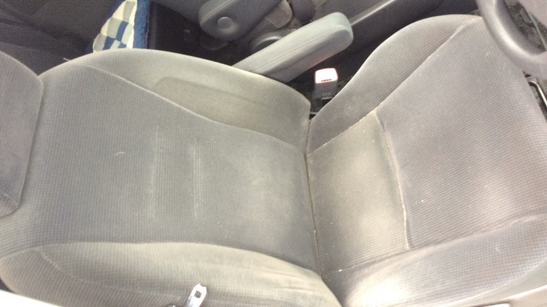 内装前方シート