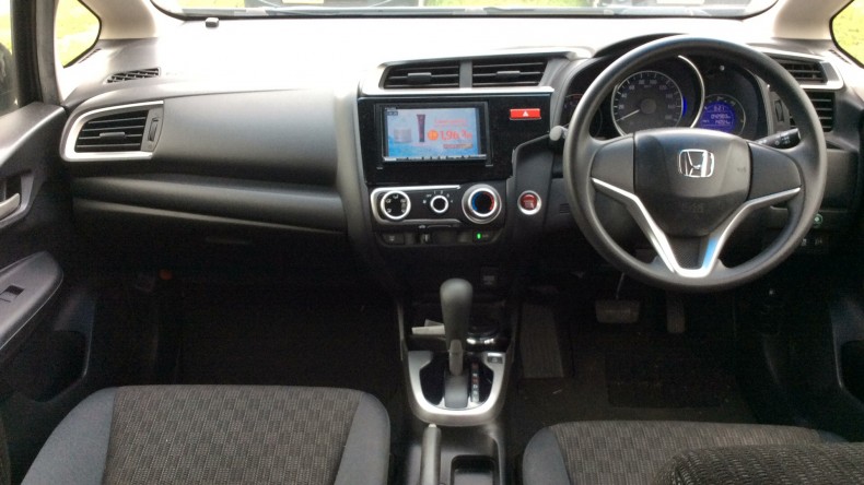 内装インパネ全体