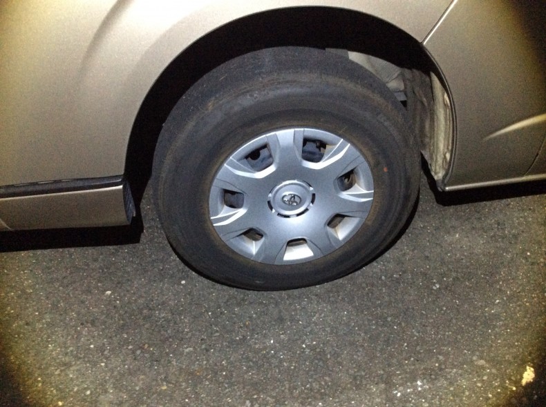 タイヤホイール前