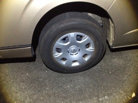 タイヤホイール前