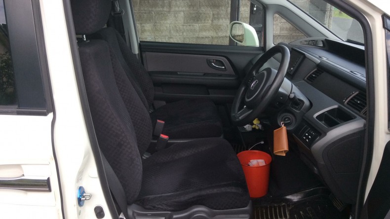 内装前方シート