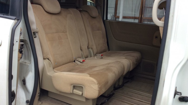 内装後方シート