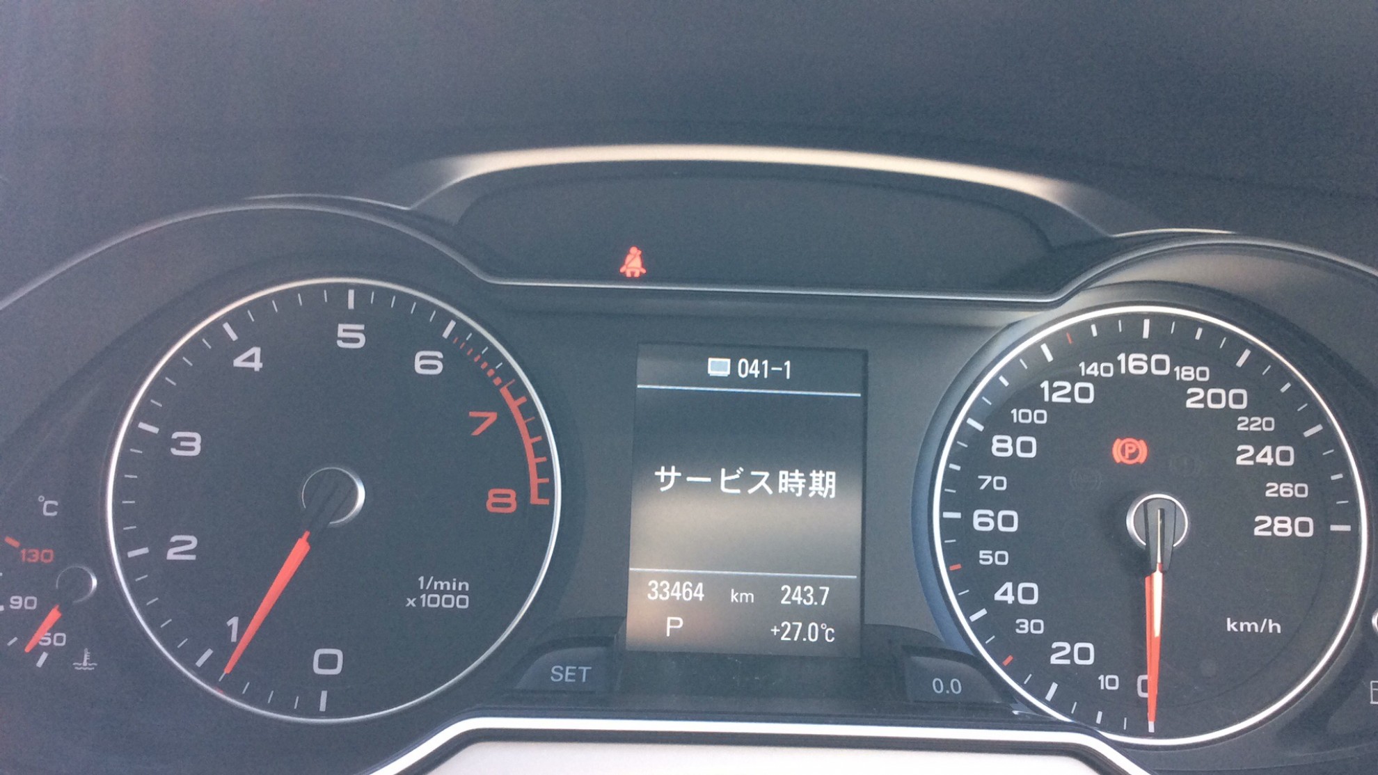 内装メーター