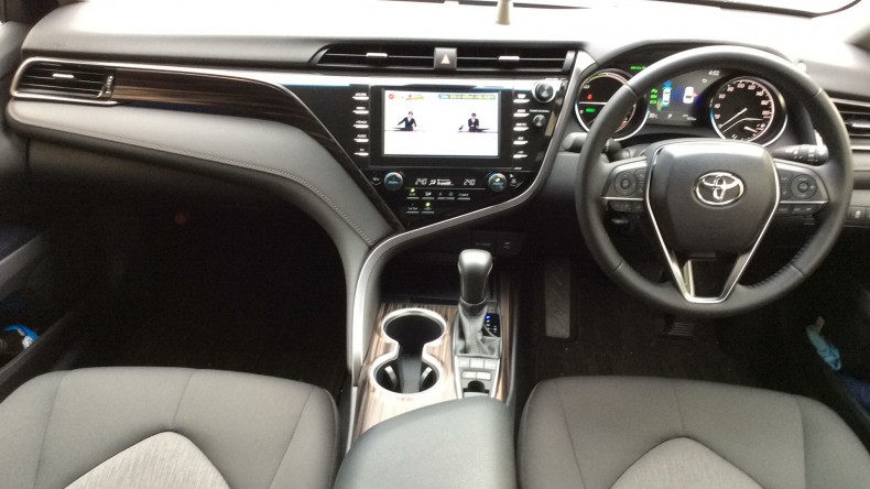 内装インパネ全体