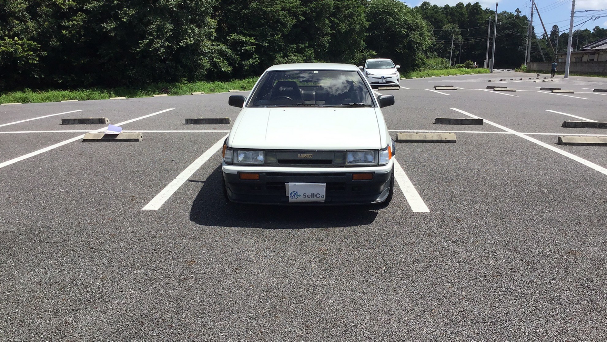 外装前方