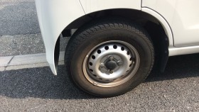 タイヤホイール前