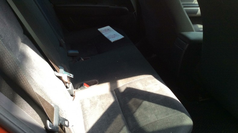 内装後方シート