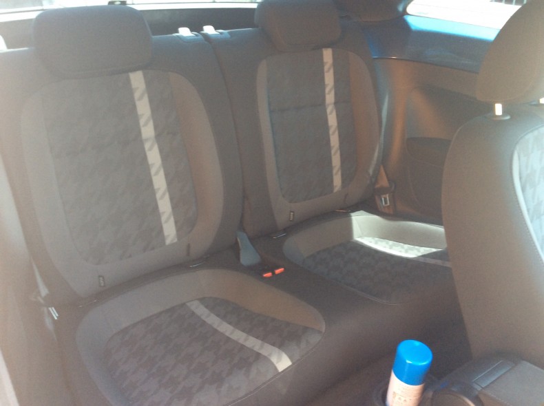 内装後方シート