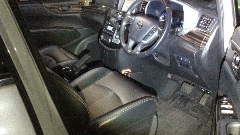 内装前方シート